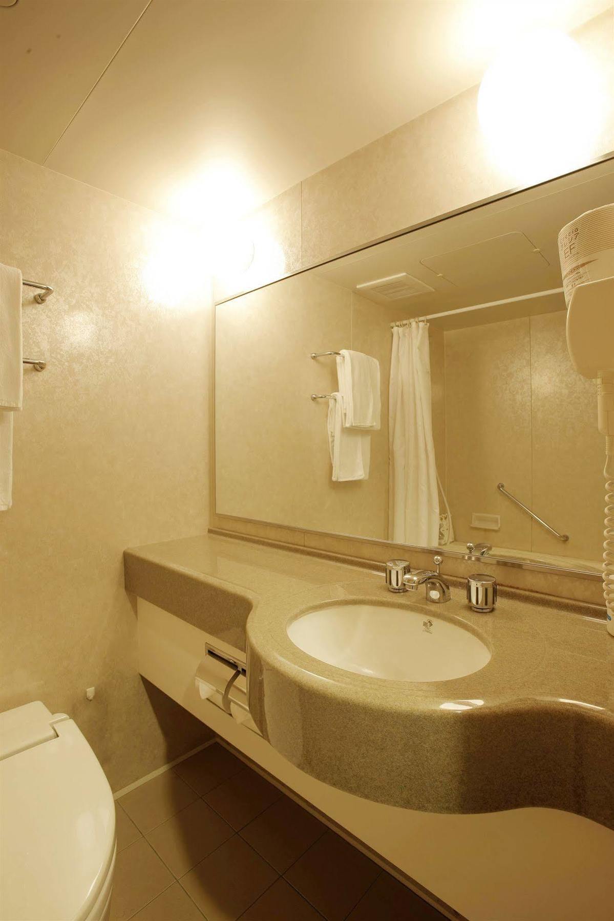 Hotel Lumiere Kasai Tokio Zewnętrze zdjęcie